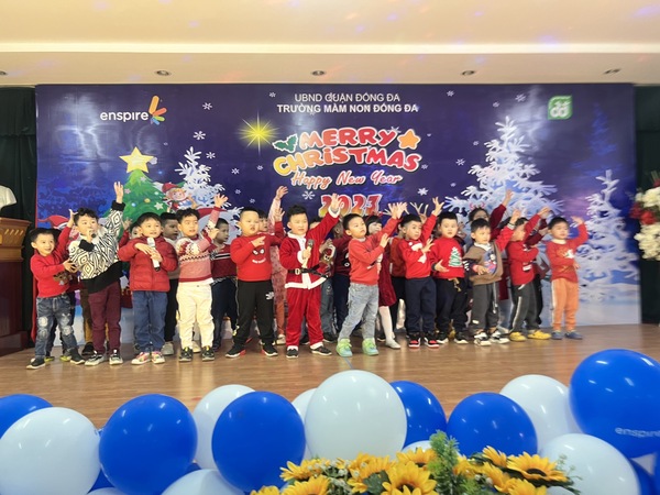 NGÀY HỘI TIẾNG ANH VÀ CHÀO ĐÓN GIÁNG SINH-NĂM MỚI 2023
