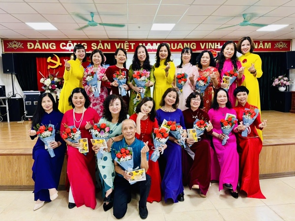 LỄ HỌP MẶT CBGVNV HƯU TRÍ VÀ KỶ NIỆM 42 NĂM NGÀY NHÀ GIÁO VIỆT NAM (20/11/1982 – 20/11/2024)